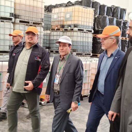 بازدید مدیرکل تعاون، کار و رفاه اجتماعی استان قم از شرکت "افزون روان امید"؛ تأکید بر سلامت روانی کارگران و نقش مشاوره خانواده در محیط کار